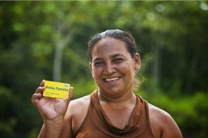 ATENÇÃO usuários do Bolsa Família! Benefícios também te garantem desconto nestas contas