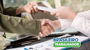 Negativados encontram alternativa de crédito para pagar juros rotativos do cartão