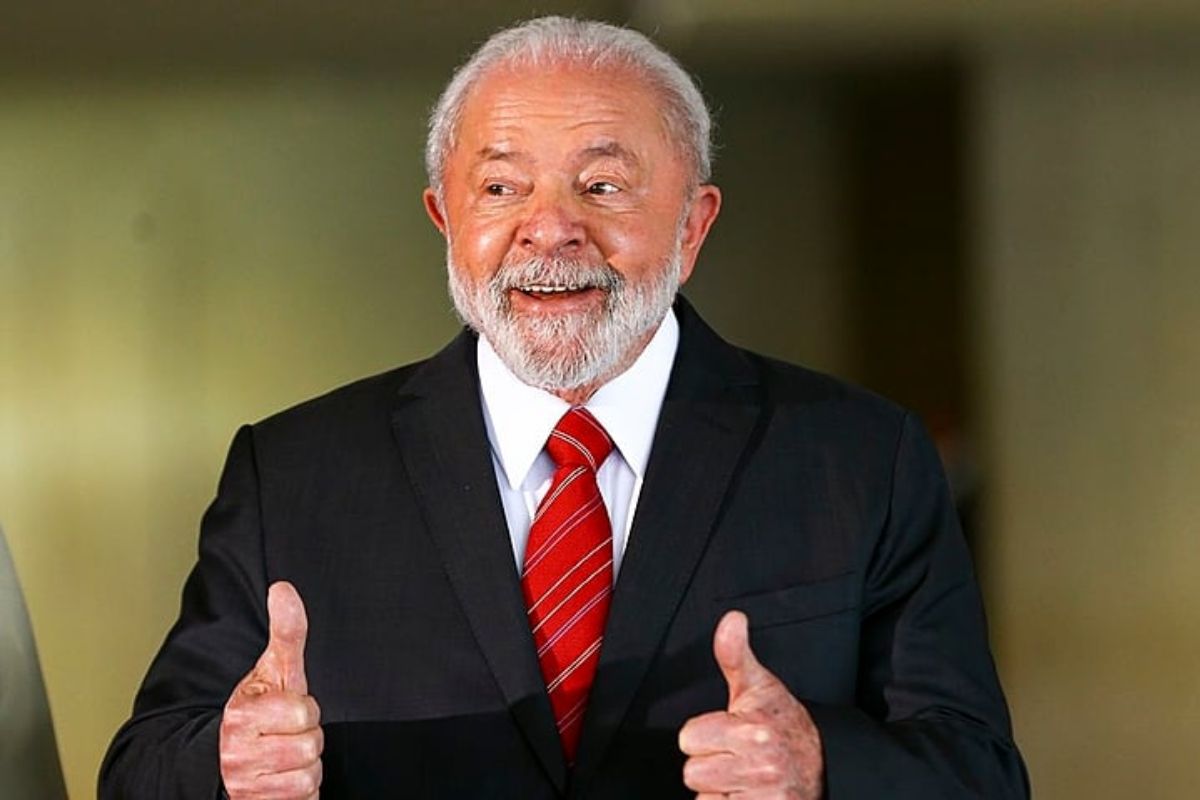 Lula após aprovar a aposentadoria aos 55 anos