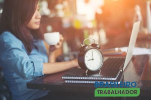 TRABALHADORES EM FESTA: Jornada de trabalho reduzida pela CLT! Entenda