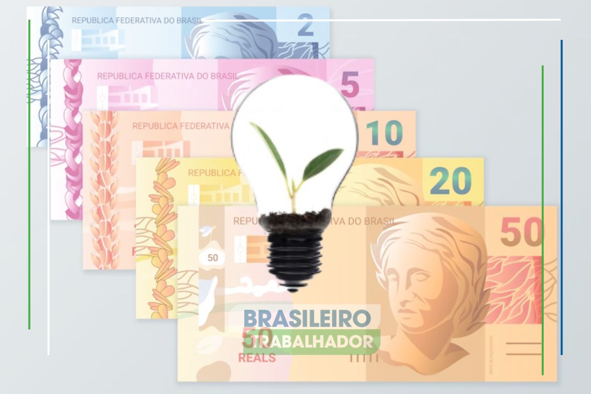 A imagem de uma lâmpada, ao fundo há notas de reais representando que a Conta de luz ficará mais barata em 2025