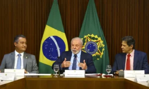 Governo anuncia NOVIDADES no FGTS para 2025; veja como isso afeta seu bolso