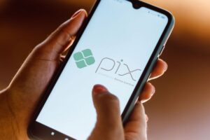 Pix no celular: conheça as novas funções e veja como usar