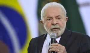 Aposentados comemoram: Lula antecipa 13º salário do INSS para 2025
