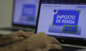 Cuidado com nova onda de golpes: fiscais fingem ser da Receita Federal