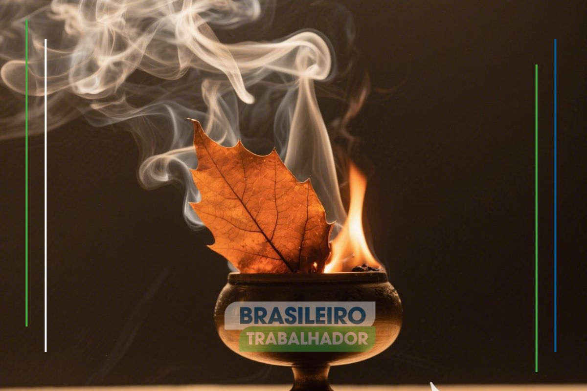 Um incensário onde alguém pode queimar folhas de louro