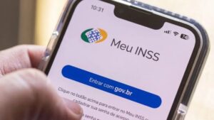 A maneira correta para descobrir e cancelar desconto de associação não autorizado no Meu INSS