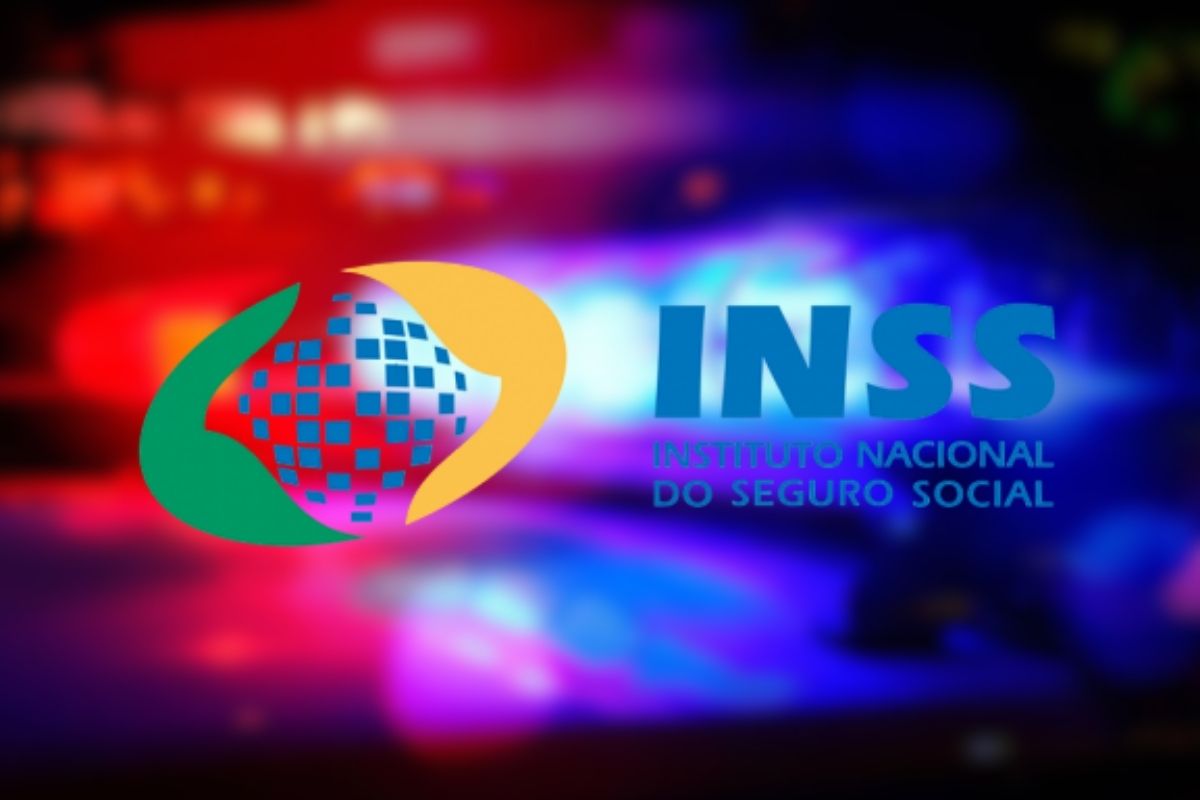 Logo do INSS com giroflex ao fundo